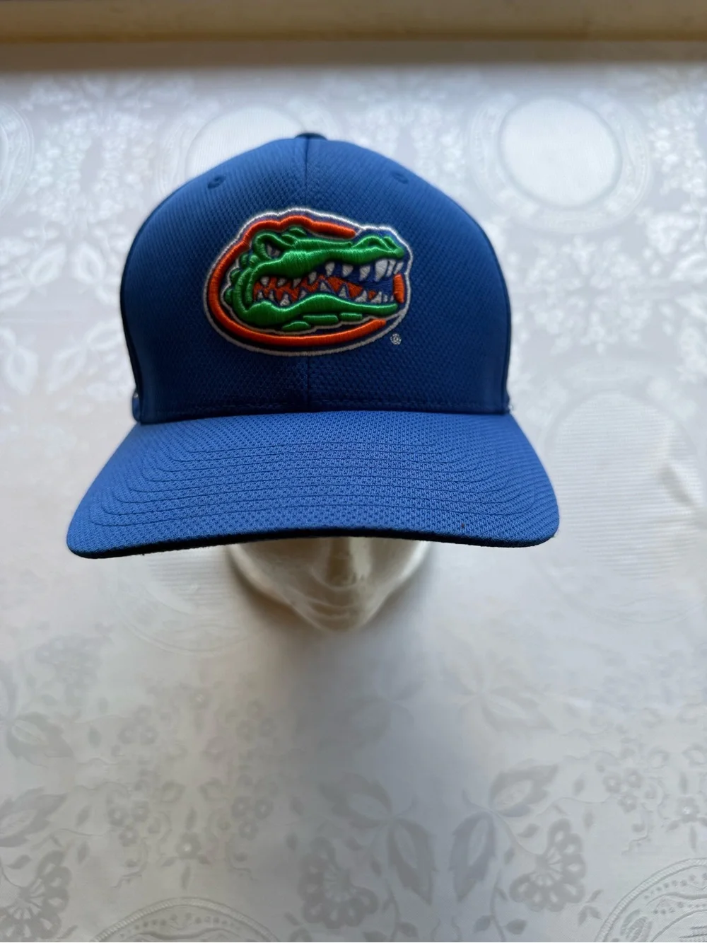 Top of the World Blue Flexfit Hat Cap Florida Gators Embroidered Logo OSFM (M/L)